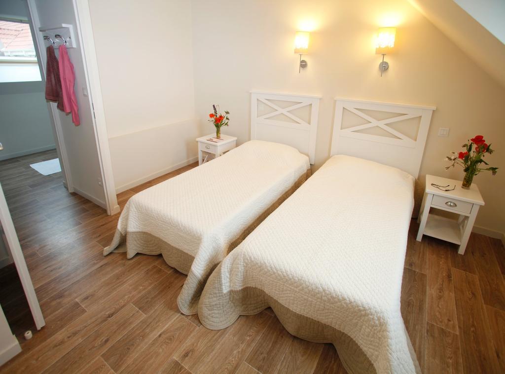 Residence Odalys Les Villas De La Baie ル・クロトワ エクステリア 写真